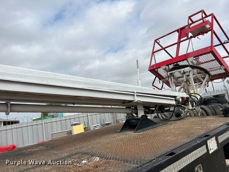 image for item DN3155 1992 GMC C6500  bucket truck