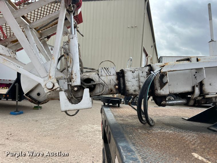 image for item DN3155 1992 GMC C6500  bucket truck