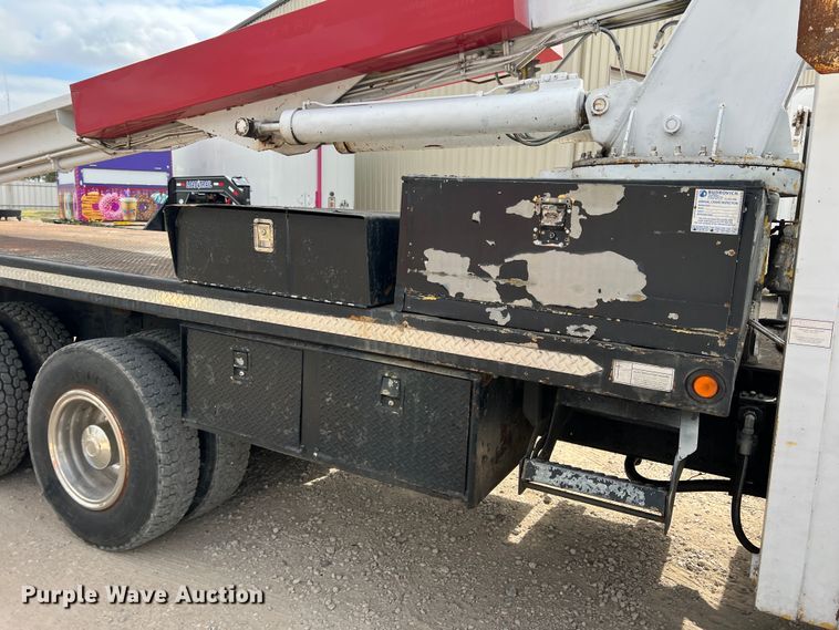 image for item DN3155 1992 GMC C6500  bucket truck