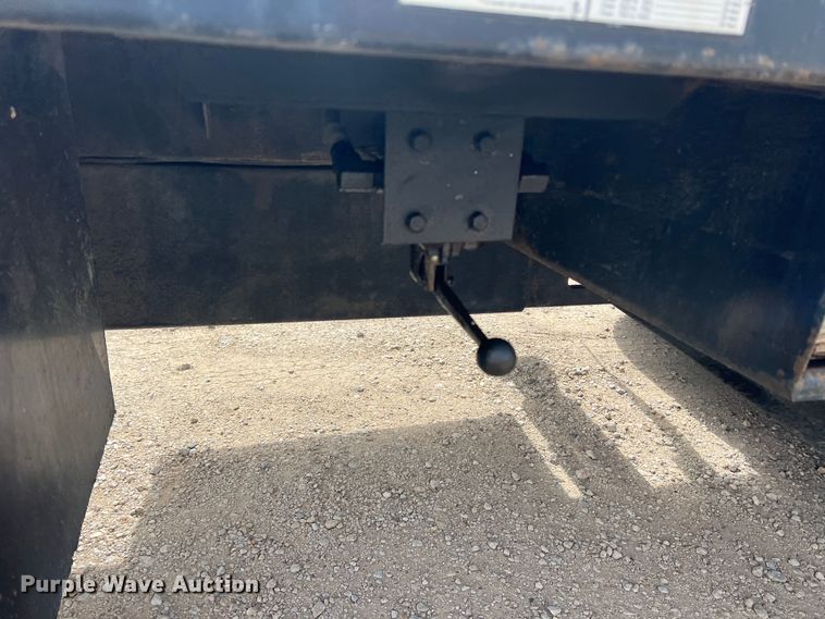 image for item DN3155 1992 GMC C6500  bucket truck