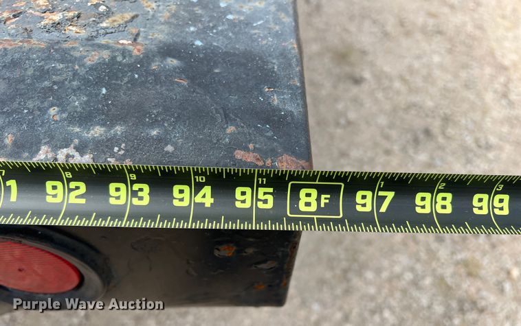 image for item DN3155 1992 GMC C6500  bucket truck