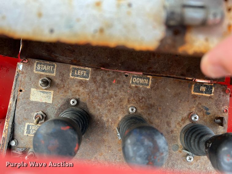 image for item DN3155 1992 GMC C6500  bucket truck