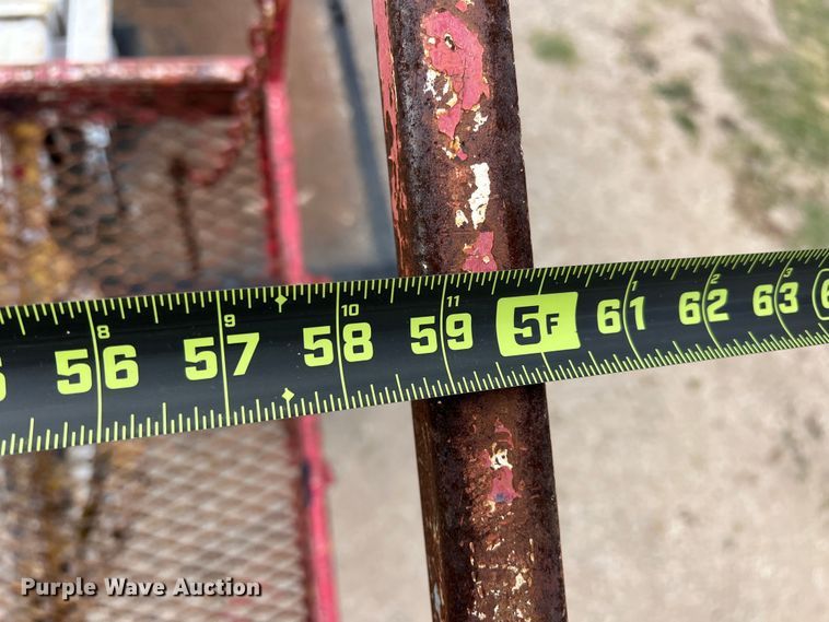 image for item DN3155 1992 GMC C6500  bucket truck