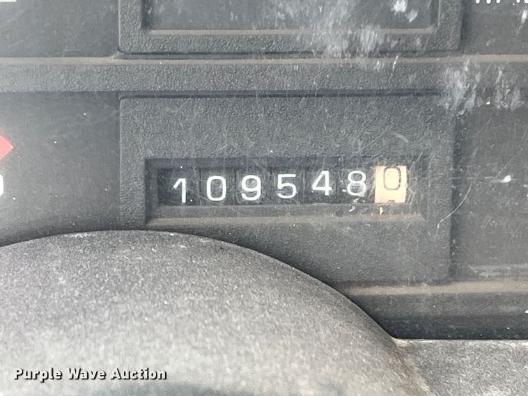 image for item DN3155 1992 GMC C6500  bucket truck