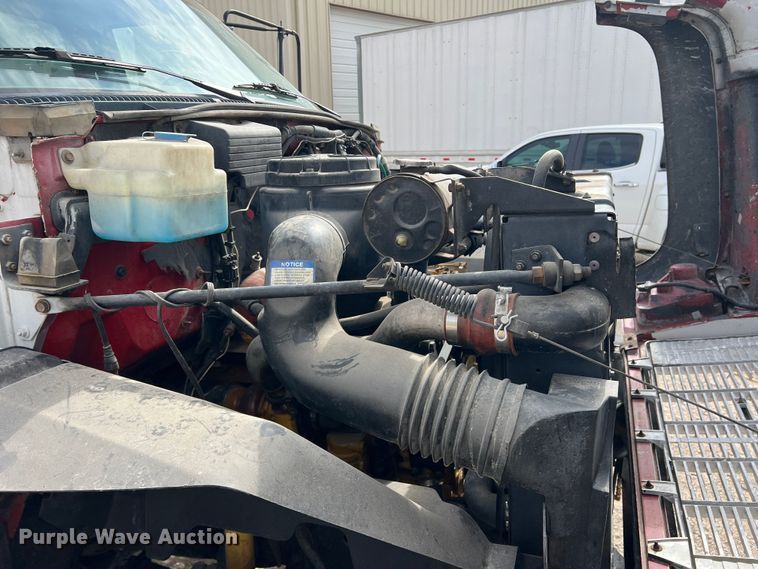 image for item DN3155 1992 GMC C6500  bucket truck