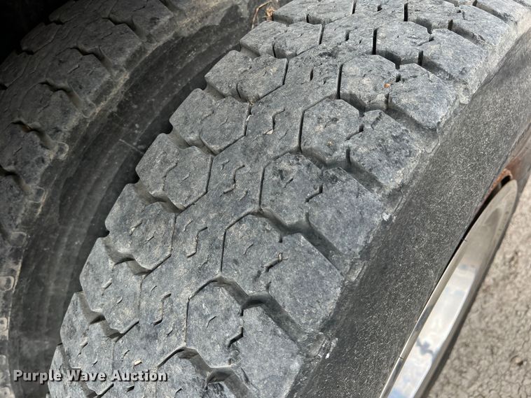 image for item DN3155 1992 GMC C6500  bucket truck