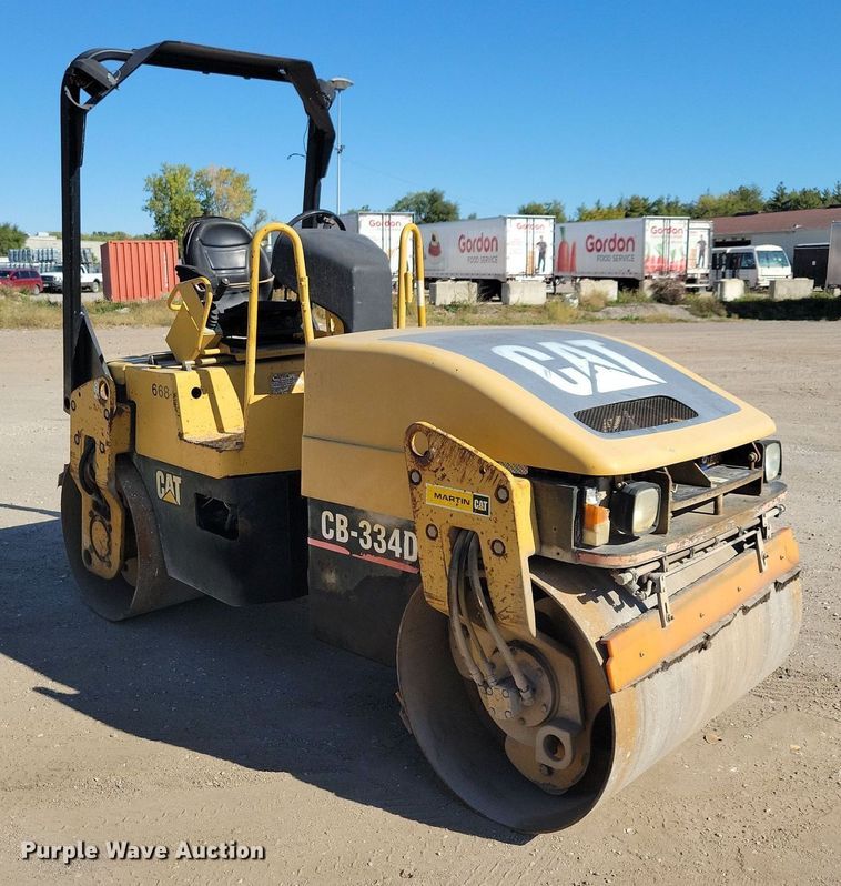 image for item DN4143 2004 Caterpillar CB-334D  double drum vibratory roller