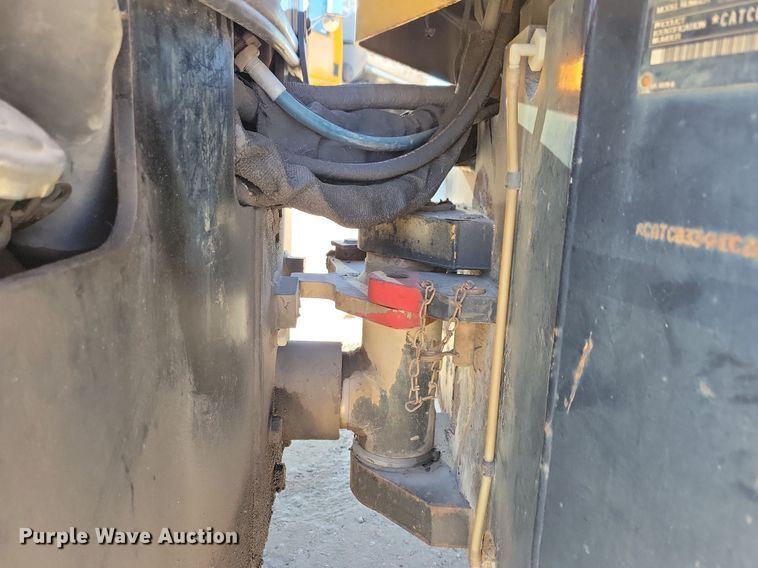 image for item DN4143 2004 Caterpillar CB-334D  double drum vibratory roller