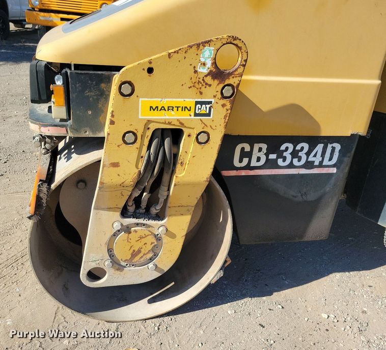 image for item DN4143 2004 Caterpillar CB-334D  double drum vibratory roller