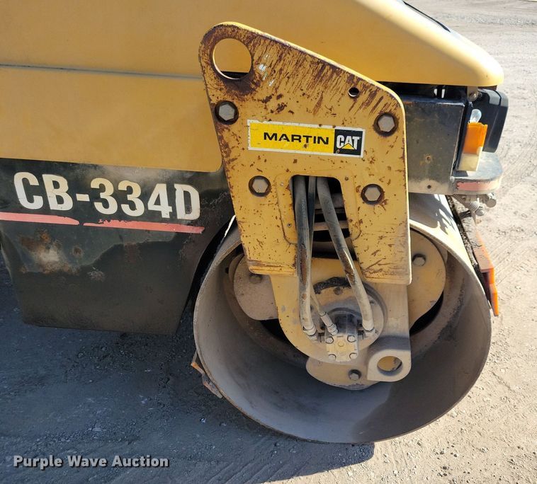 image for item DN4143 2004 Caterpillar CB-334D  double drum vibratory roller