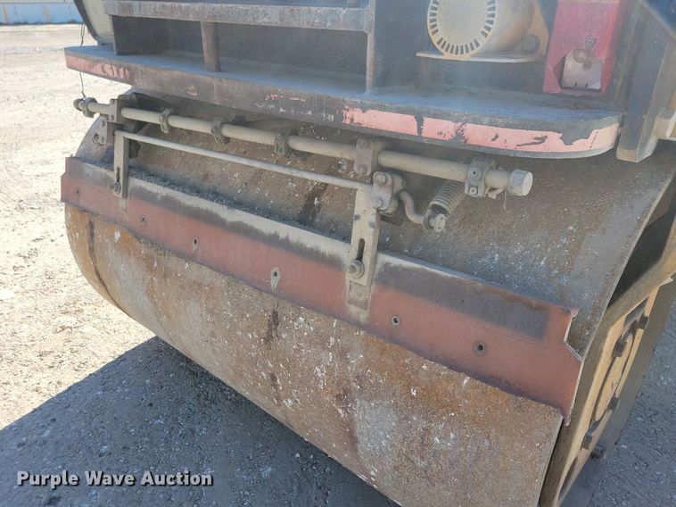 image for item DN4143 2004 Caterpillar CB-334D  double drum vibratory roller