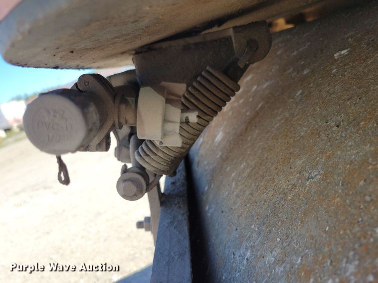 image for item DN4143 2004 Caterpillar CB-334D  double drum vibratory roller