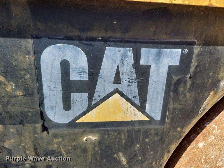 image for item DN4143 2004 Caterpillar CB-334D  double drum vibratory roller