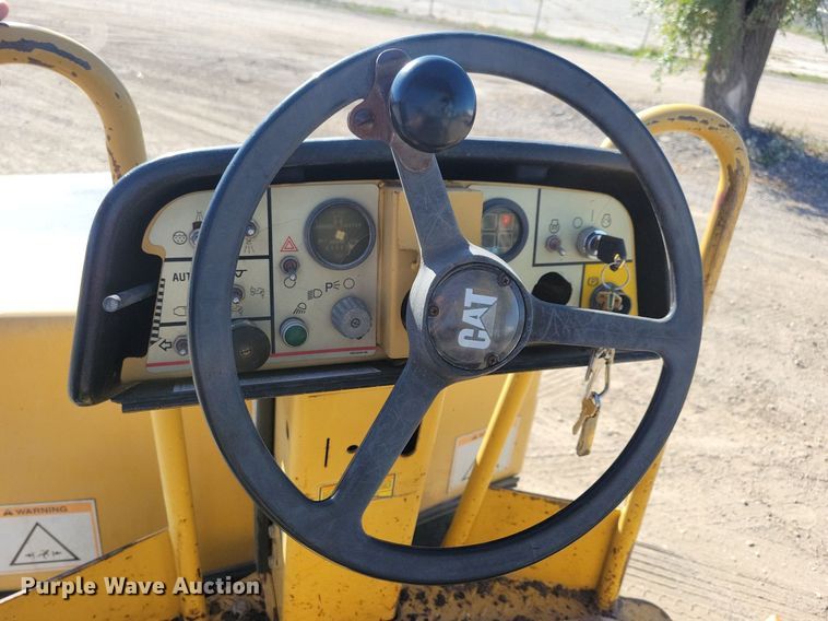 image for item DN4143 2004 Caterpillar CB-334D  double drum vibratory roller