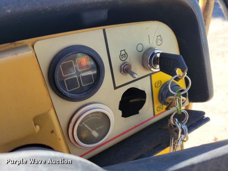 image for item DN4143 2004 Caterpillar CB-334D  double drum vibratory roller