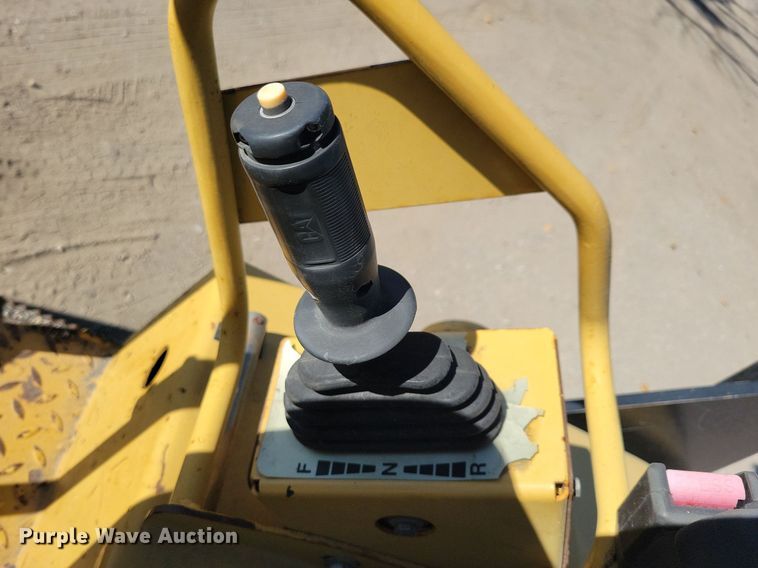 image for item DN4143 2004 Caterpillar CB-334D  double drum vibratory roller