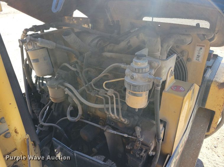 image for item DN4143 2004 Caterpillar CB-334D  double drum vibratory roller