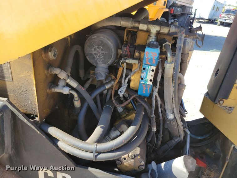 image for item DN4143 2004 Caterpillar CB-334D  double drum vibratory roller