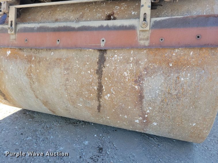 image for item DN4143 2004 Caterpillar CB-334D  double drum vibratory roller