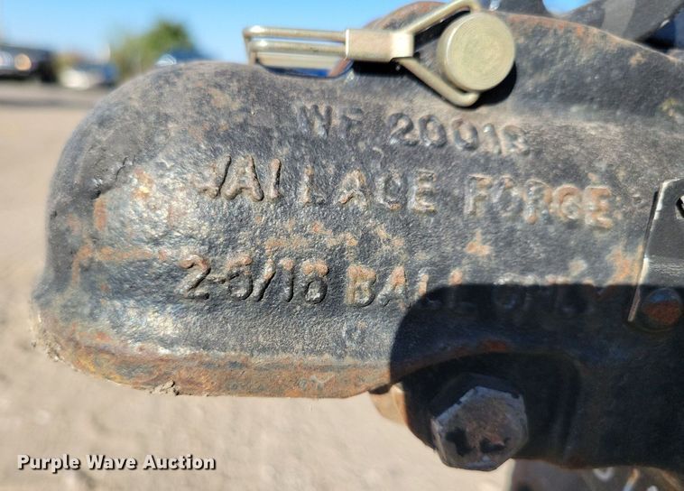 image for item DN4144 2013 Equip Inc Optimax 825  seal coating trailer