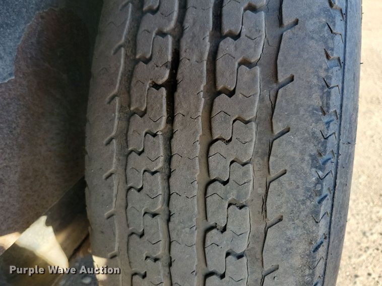 image for item DN4144 2013 Equip Inc Optimax 825  seal coating trailer