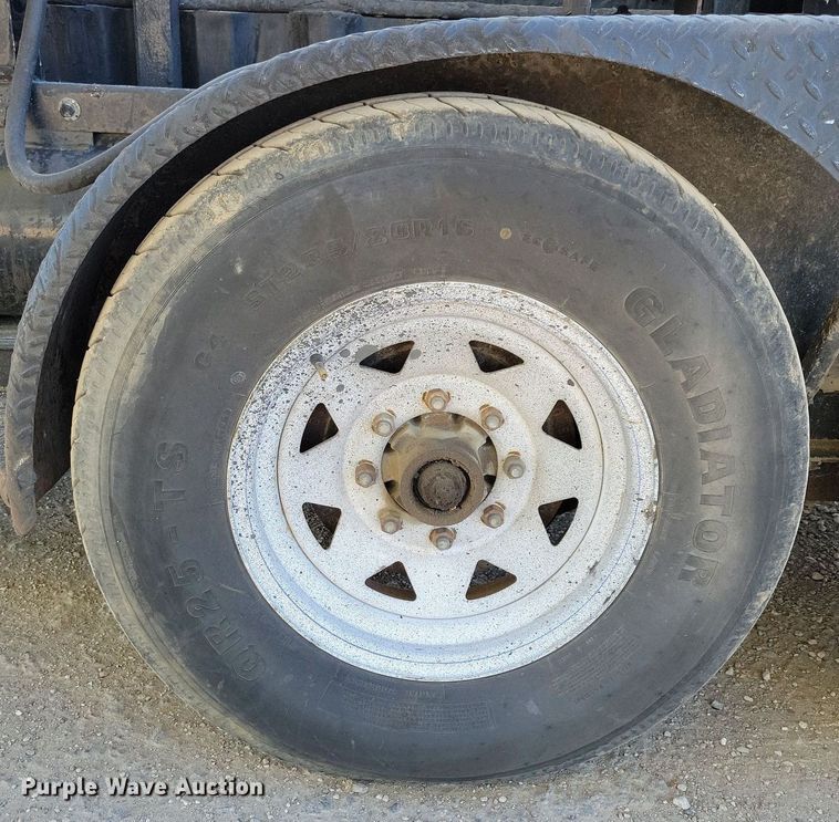 image for item DN4144 2013 Equip Inc Optimax 825  seal coating trailer