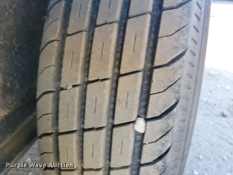 image for item DN4144 2013 Equip Inc Optimax 825  seal coating trailer