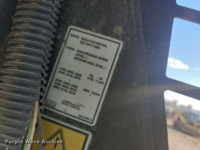 image for item DN4150 2004 Caterpillar 236B  skid steer loader