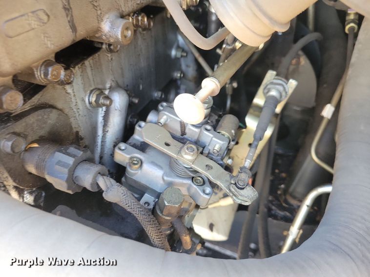 image for item DN4150 2004 Caterpillar 236B  skid steer loader