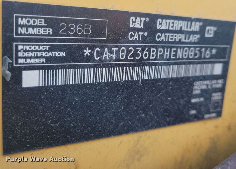 image for item DN4150 2004 Caterpillar 236B  skid steer loader