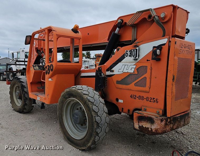 image for item DP2508 2013 JLG 8042  telehandler