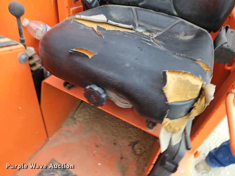 image for item DP2508 2013 JLG 8042  telehandler