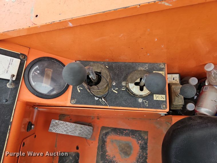 image for item DP2508 2013 JLG 8042  telehandler