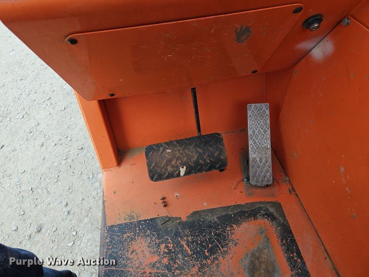 image for item DP2508 2013 JLG 8042  telehandler