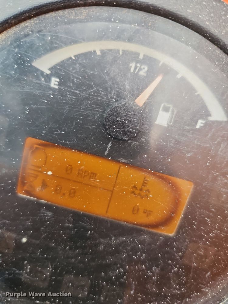 image for item DP2508 2013 JLG 8042  telehandler