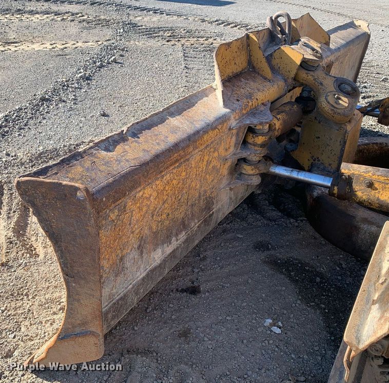 image for item DP8680 1995 John Deere 550G LGP Series IV  dozer