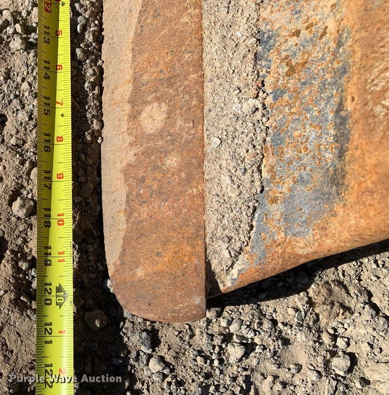 image for item DP8680 1995 John Deere 550G LGP Series IV  dozer