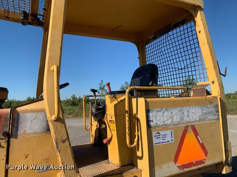 image for item DP8680 1995 John Deere 550G LGP Series IV  dozer