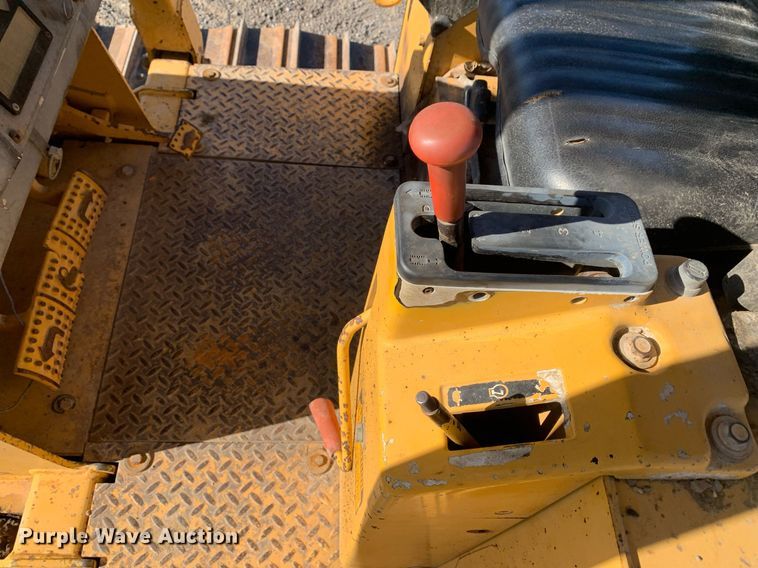 image for item DP8680 1995 John Deere 550G LGP Series IV  dozer