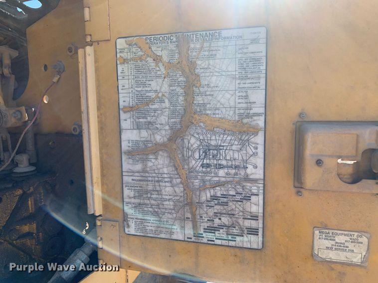 image for item DP8680 1995 John Deere 550G LGP Series IV  dozer