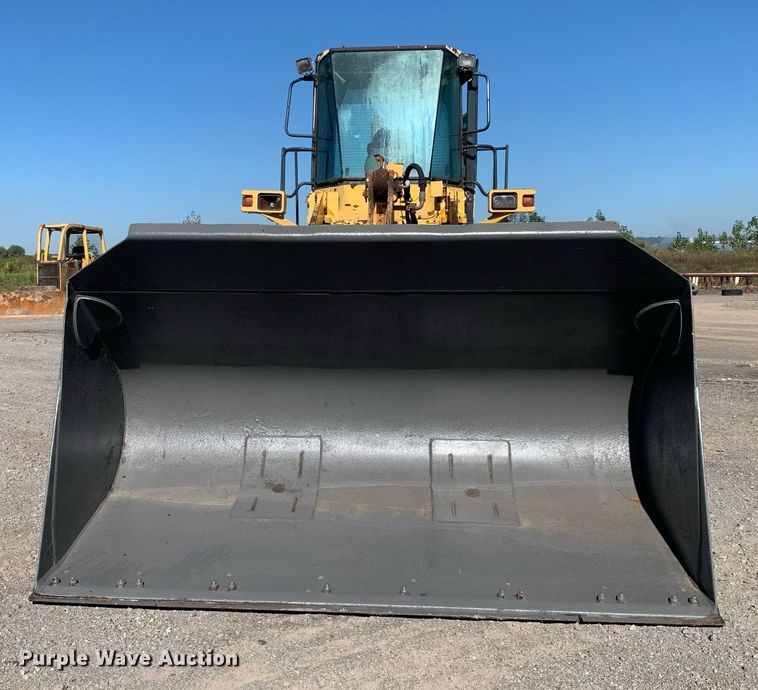 image for item DP8681 2002 Komatsu WA250-3MC  wheel loader