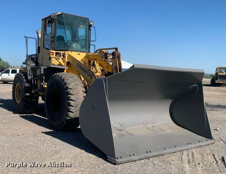 image for item DP8681 2002 Komatsu WA250-3MC  wheel loader