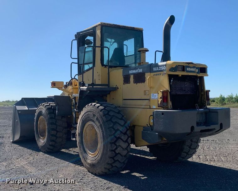 image for item DP8681 2002 Komatsu WA250-3MC  wheel loader