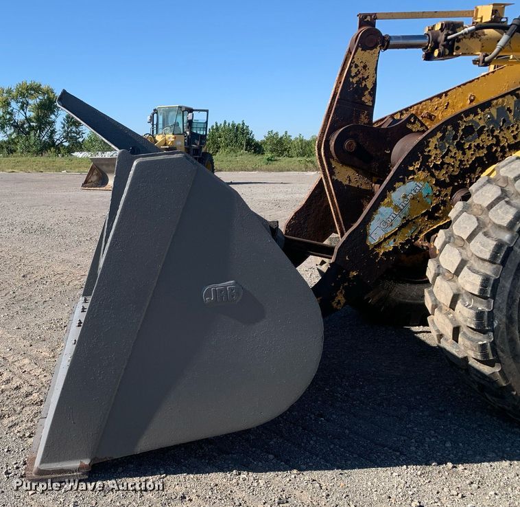 image for item DP8681 2002 Komatsu WA250-3MC  wheel loader