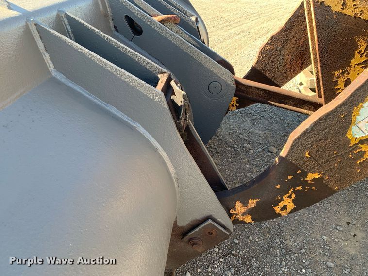 image for item DP8681 2002 Komatsu WA250-3MC  wheel loader