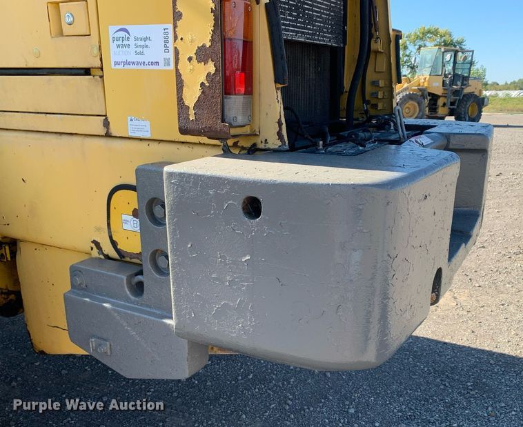 image for item DP8681 2002 Komatsu WA250-3MC  wheel loader