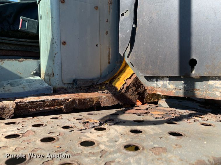 image for item DP8681 2002 Komatsu WA250-3MC  wheel loader