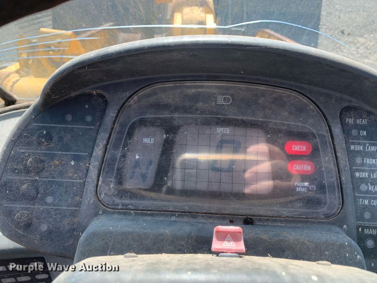 image for item DP8681 2002 Komatsu WA250-3MC  wheel loader