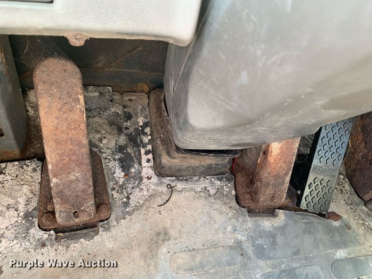 image for item DP8681 2002 Komatsu WA250-3MC  wheel loader