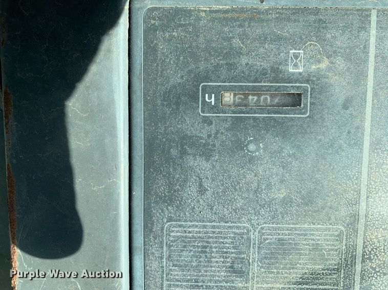 image for item DP8681 2002 Komatsu WA250-3MC  wheel loader